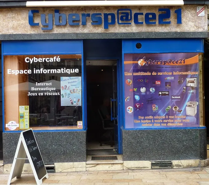 Cyberspace21