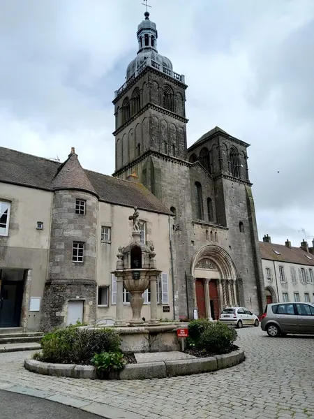 Basilique Saint Andoche