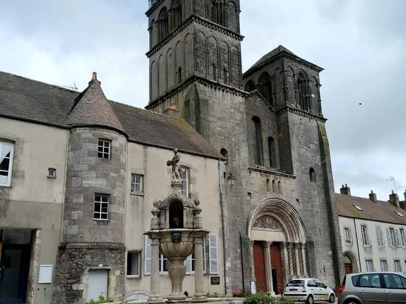 Basilique Saint Andoche