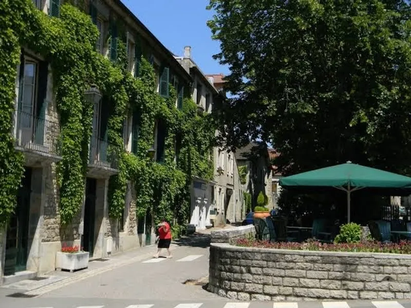 Logis Hôtel des Messageries, Arbois