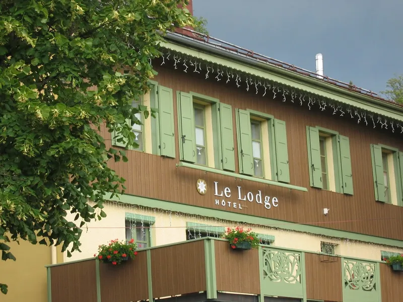 Lodge Hotel