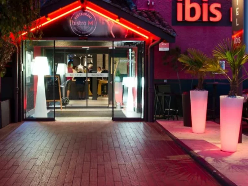 Hôtel ibis Mâcon Sud