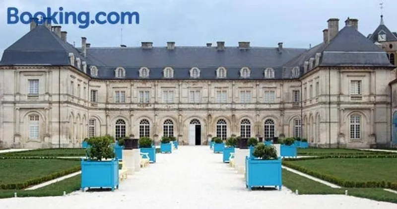 Hôtel le Donjon