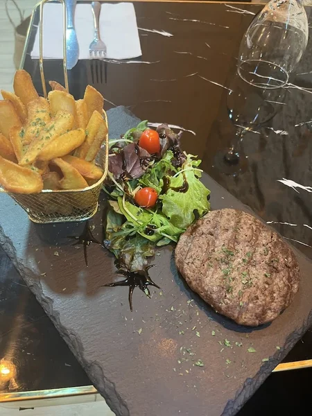 LA BONNE SAUCE
