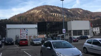 Les 24 magasins de materiaux construction de Jura