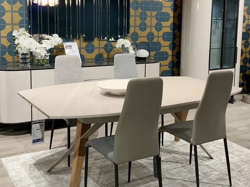 Mobilier de France Auxerre