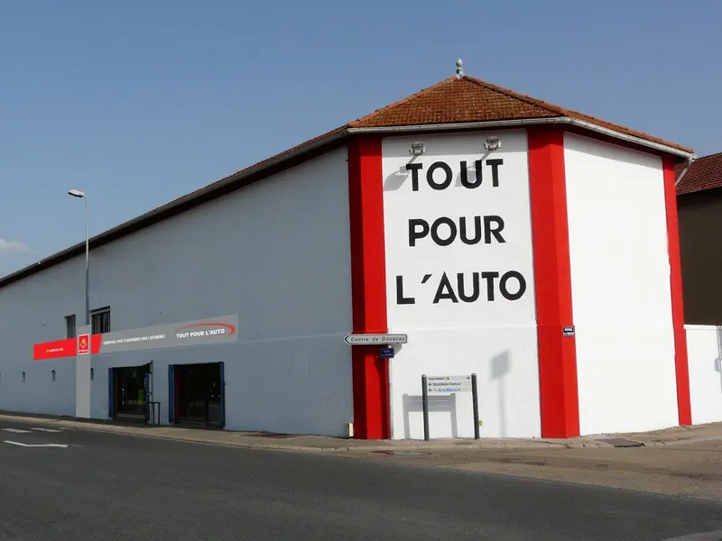 TOUT POUR L'AUTO