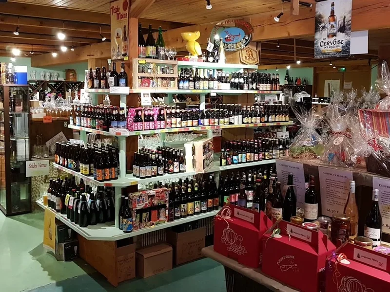 La Fontaine Aux Vins