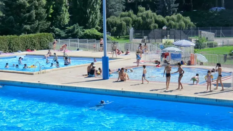 Piscine de Bourbon-Lancy