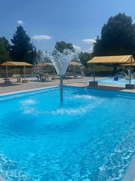 Complexe aquatique des Jardins de l'Etang