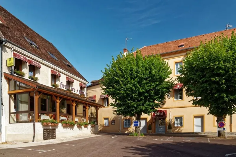 Hôtel Des Trois Maures