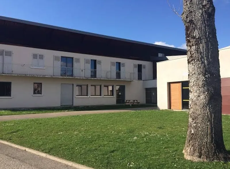 Auberge de Jeunesse HI Pontarlier