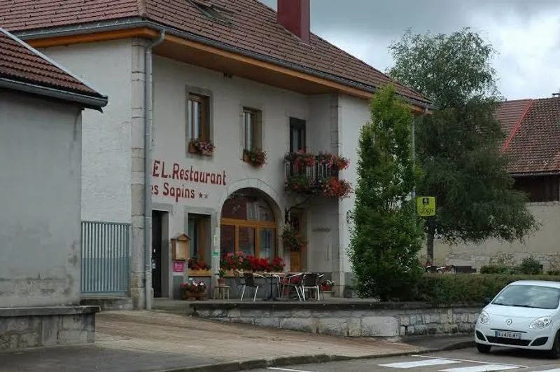 Logis Hôtel les Sapins