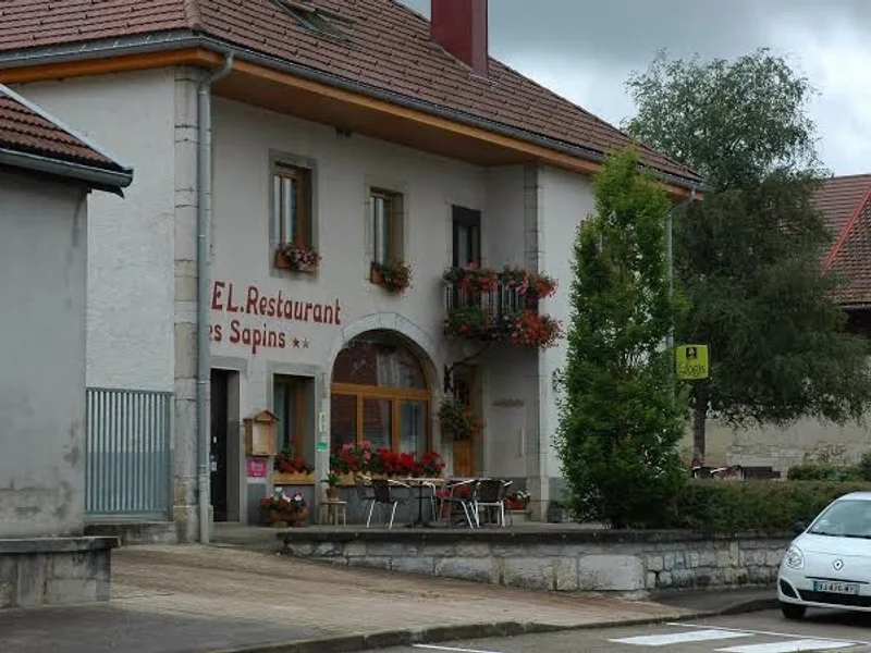 Logis Hôtel les Sapins