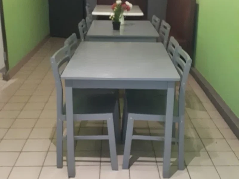 Chouette Pizza à Dijon depuis plus de 30 ans, pizzas artisanales, burger maison, en livraison, sur place et à emporter