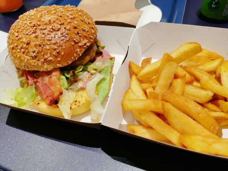 Foodies Dijon Restaurant