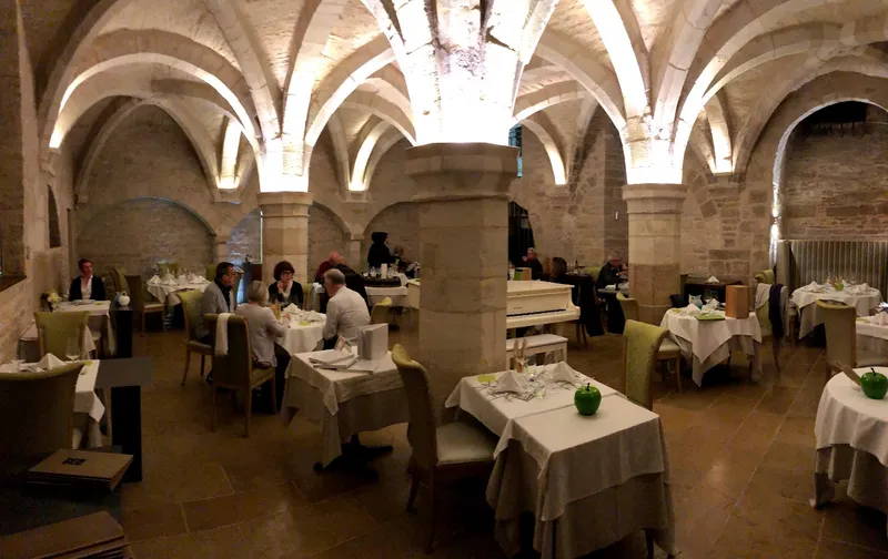 La Dame d'Aquitaine - Le Bistrot & Jardin de la Dame