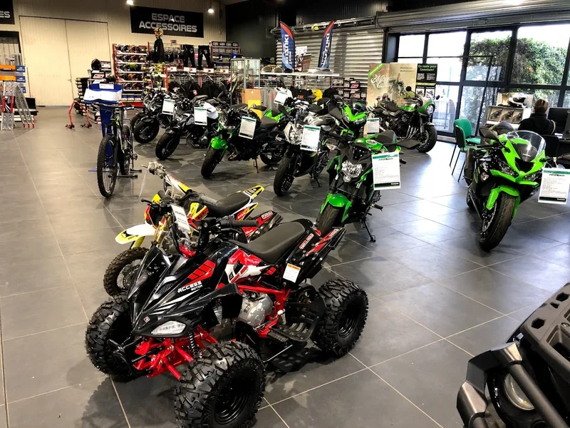 Esprit Moto Quad 71. SUZUKI-KAWASAKI-CAN AM-CFMOTO-KYMCO