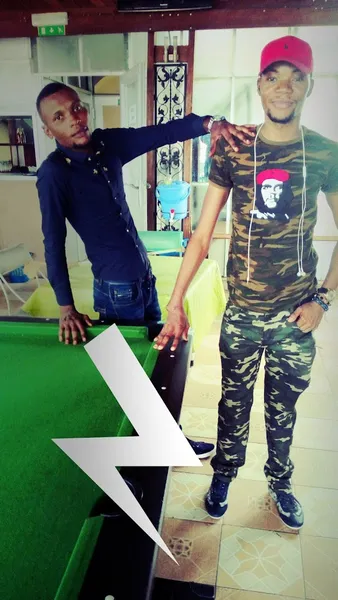 Les Amis De Politesse
