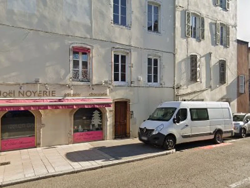 REMY CHAUSSEUR Macon