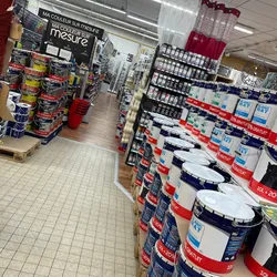 Les 13 magasins de bricolage de Jura