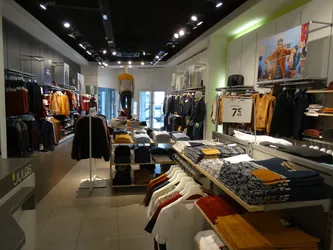 Les 13 boutiques pour hommes de Jura