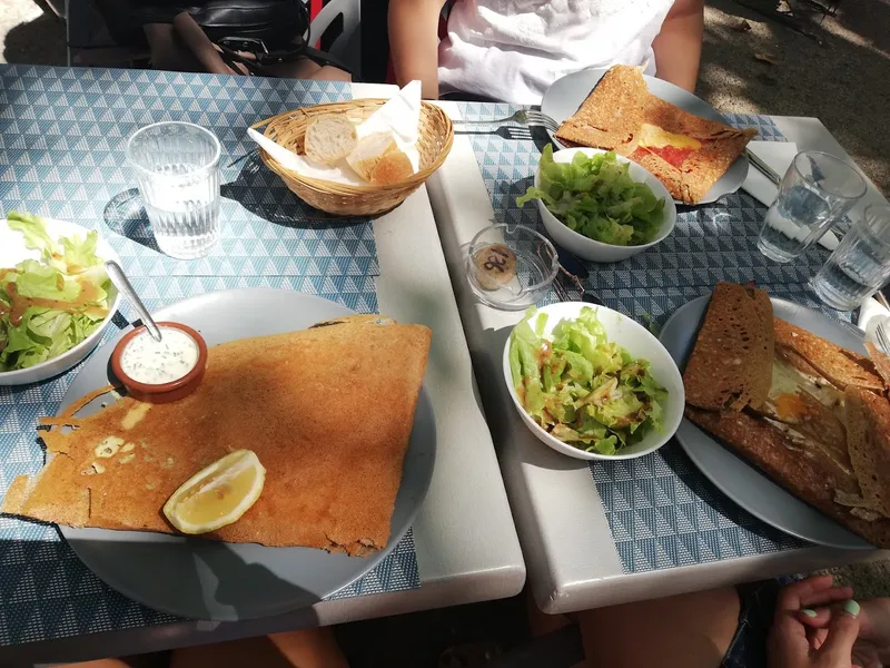 Les Casseroles en Folie