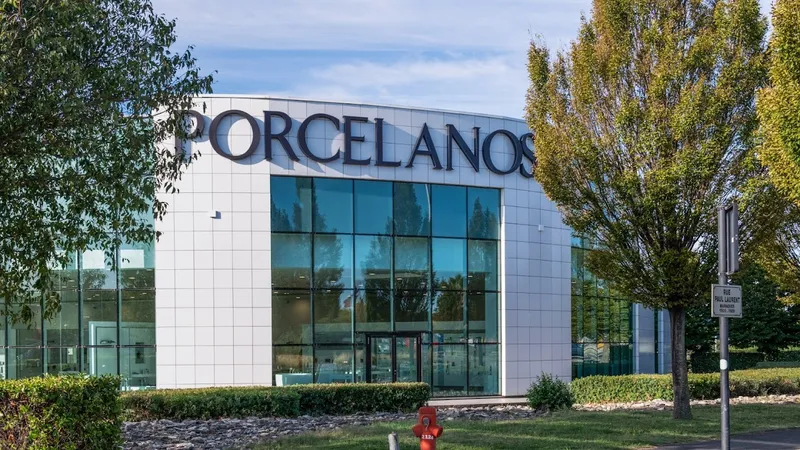 PORCELANOSA Nimes