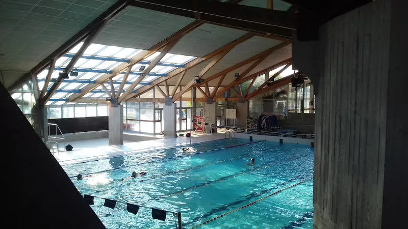 Piscine à Laudun actuellement fermée