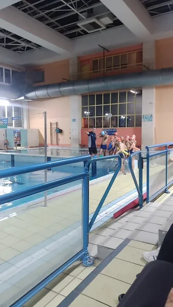 Piscine Pablo Neruda Nimes