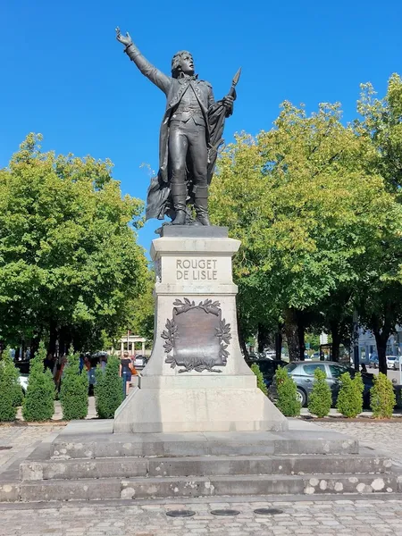 Statue de Rouget de Lisle