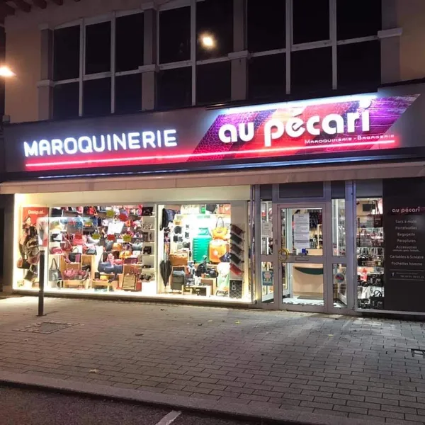 Maroquinerie Au Pecari