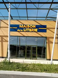 Les 12 magasins luminaires de Autun Saône-et-Loire