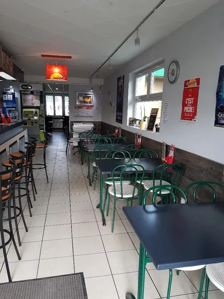 Le Bar Du Mont Rivel