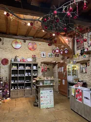 Les 9 magasins de fete de Nuits-Saint-Georges Côte-d'Or