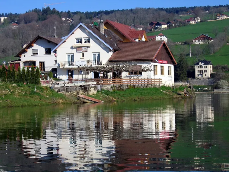 Hôtel Restaurant Les Cygnes