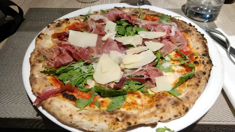 Pizzeria Forno Di Napoli