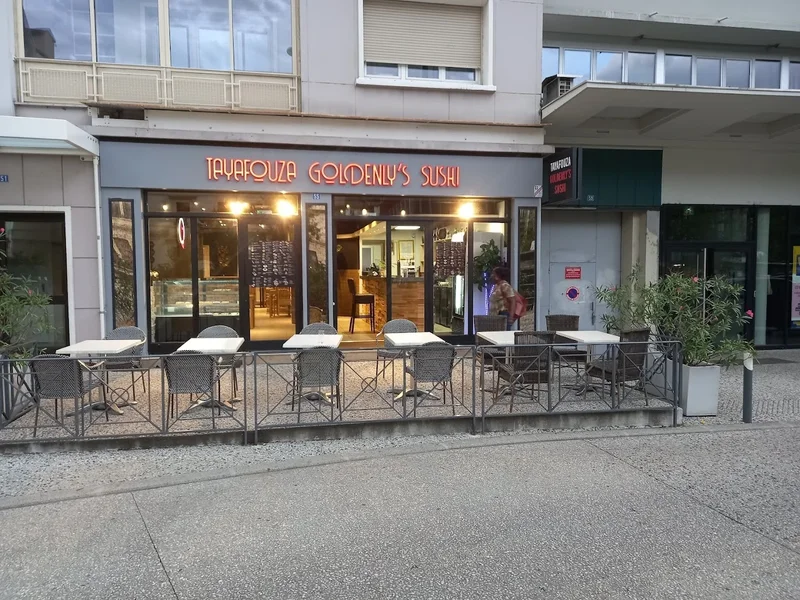 Tayafouza Goldenly's Sushi