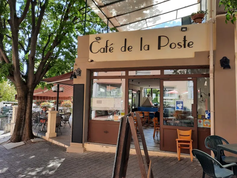 Le Café de la Poste