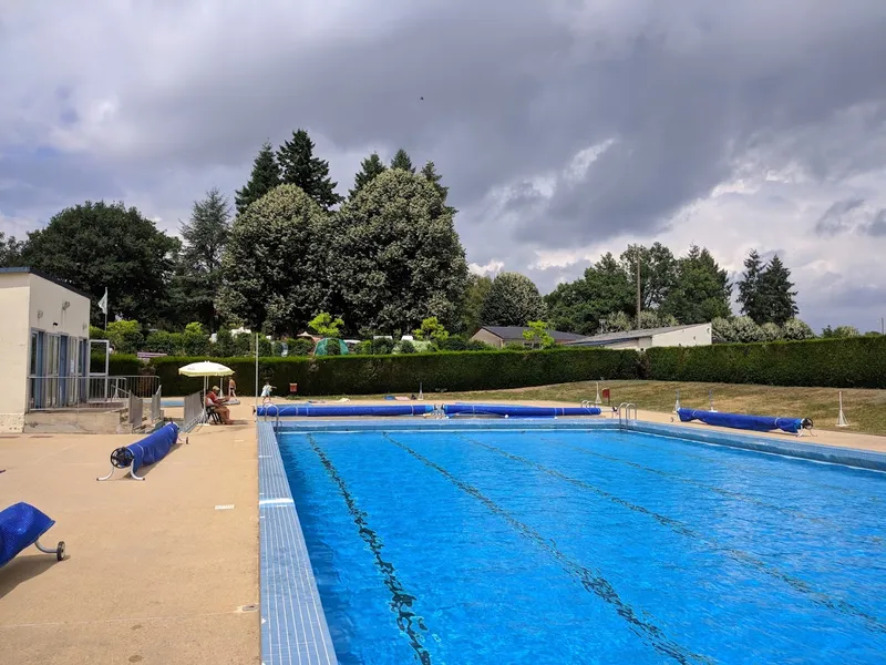 Piscine de Luzy