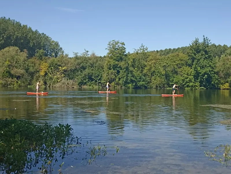 Open Kayak Yonne-Bourgogne (Location canoë-Kayak, pédalo, stand up paddle ,vélo, base de loisirs,activités,sports nautiques).