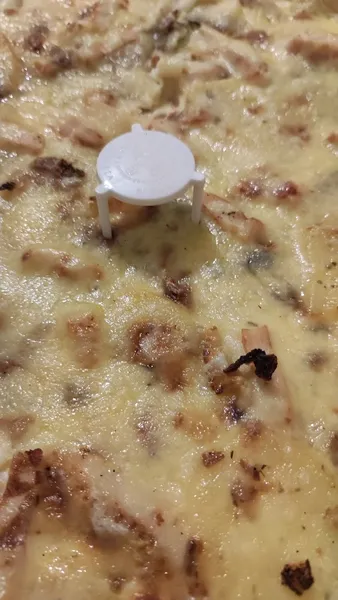 Pizza Maxim's
