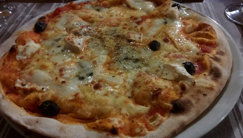 Pizza Folli's