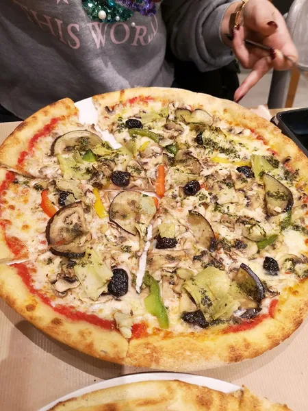 Dolce & Italia, Restaurant italien / pizzeria / pâtes fraîches maison / ateliers de cuisine