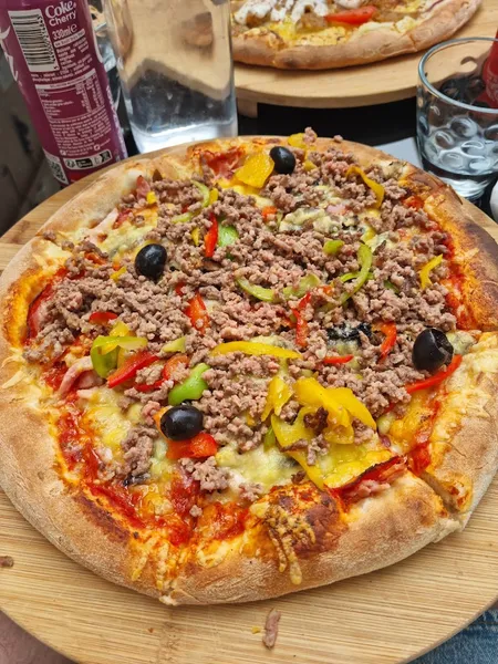 Elloa Pizza