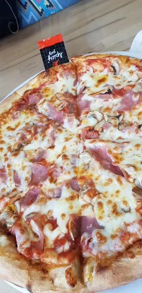 Class Pizza