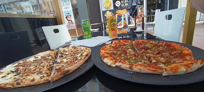 Délices Pizza 77 Montereau