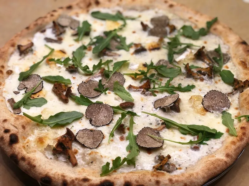 pizzeria Pizza du Monde Orange