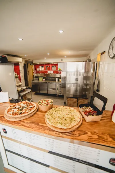 Casa Della Pizza
