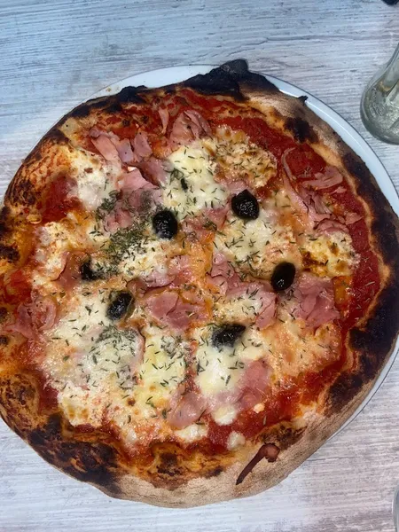 Clem's Pizza